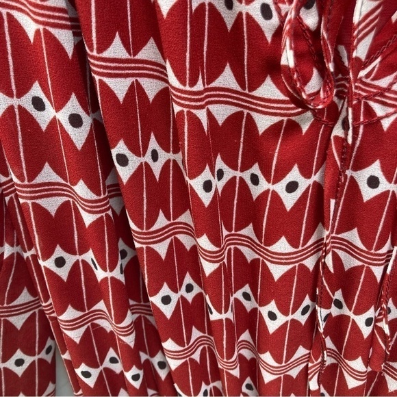 Sophia Max red patterned long sleeve dress with smocking, size small - Picture 3 of 10